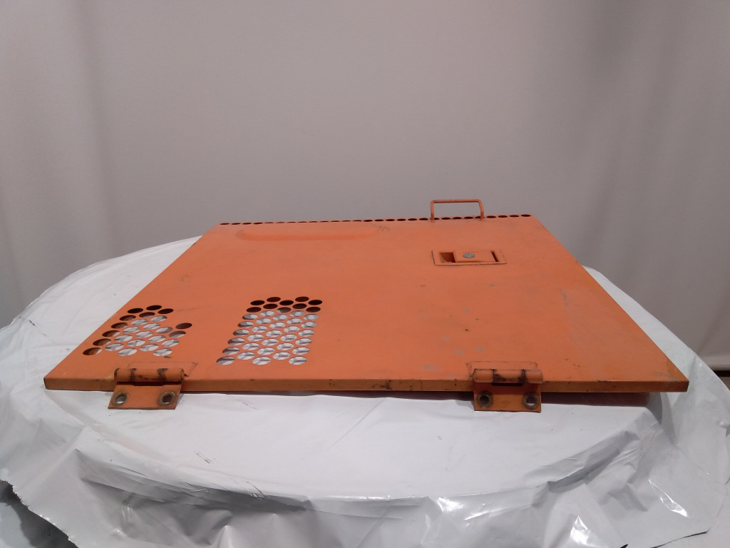 Hitachi ZX180LC-3 - 8105381 - Portière et pièces pour Engins de chantier: photos 1 Hitachi ZX180LC-3 - 8105381 - Portière et pièces pour Engins de chantier: photos 1