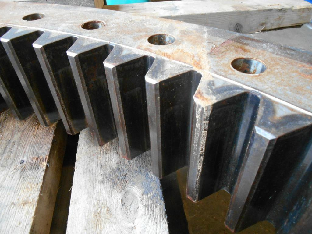 Hyundai 81ND-01020 - 81ND-01021 - Couronne d'orientation pour Engins de chantier: photos 3 Hyundai 81ND-01020 - 81ND-01021 - Couronne d'orientation pour Engins de chantier: photos 3