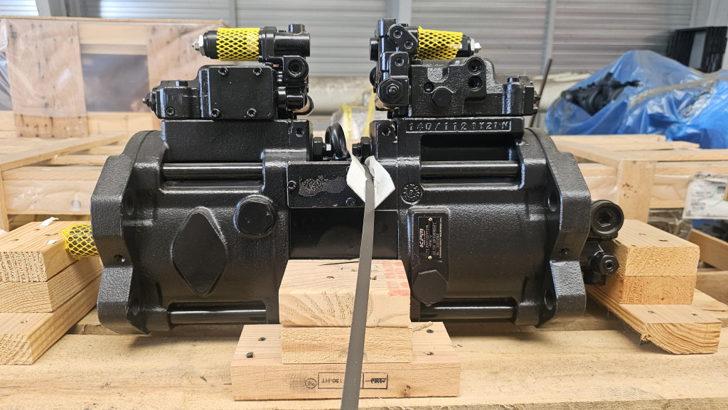Kobelco LB10V00006F2R - K3V112DTP1C9R-9THL-V - Pompe hydraulique pour Engins de chantier: photos 1 Kobelco LB10V00006F2R - K3V112DTP1C9R-9THL-V - Pompe hydraulique pour Engins de chantier: photos 1