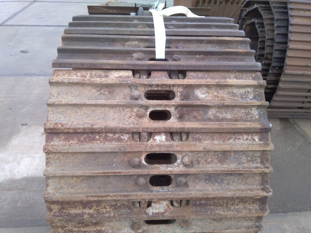 Komatsu 21K-32-04550 - Chenille pour Engins de chantier: photos 2 Komatsu 21K-32-04550 - Chenille pour Engins de chantier: photos 2