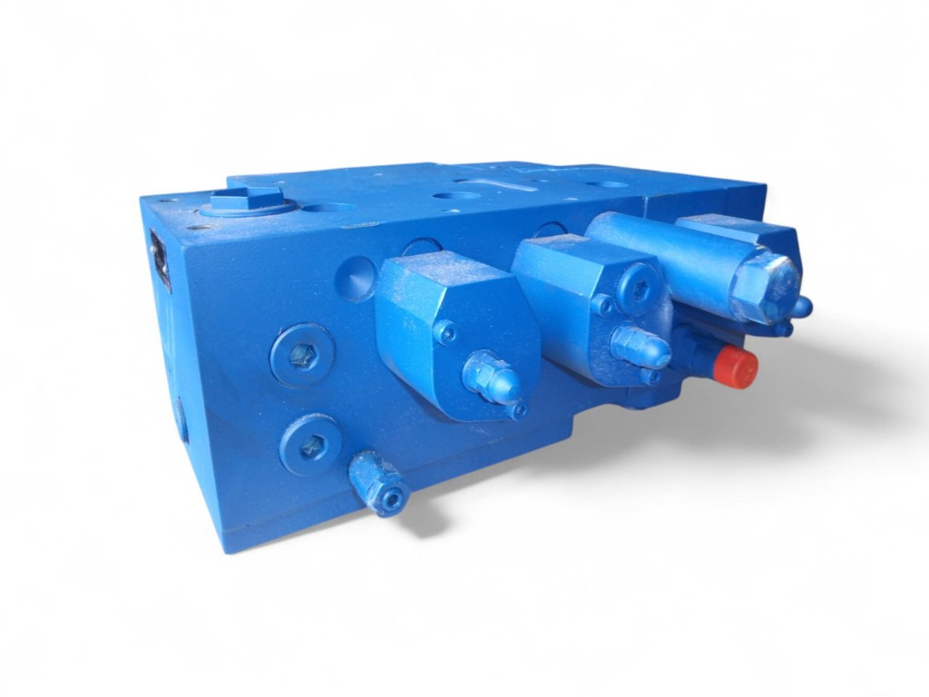 New Holland 87341633 - 87604363 - Valve hydraulique pour Engins de chantier: photos 2 New Holland 87341633 - 87604363 - Valve hydraulique pour Engins de chantier: photos 2