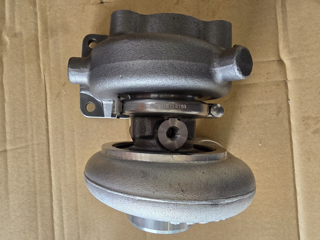 New Holland va4918902750 - Turbocompresseur pour Engins de chantier: photos 3 New Holland va4918902750 - Turbocompresseur pour Engins de chantier: photos 3