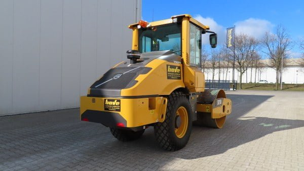 Volvo SD 75 B - Compacteur à pieds de mouton/ Monocylindre: photos 2 Volvo SD 75 B - Compacteur à pieds de mouton/ Monocylindre: photos 2