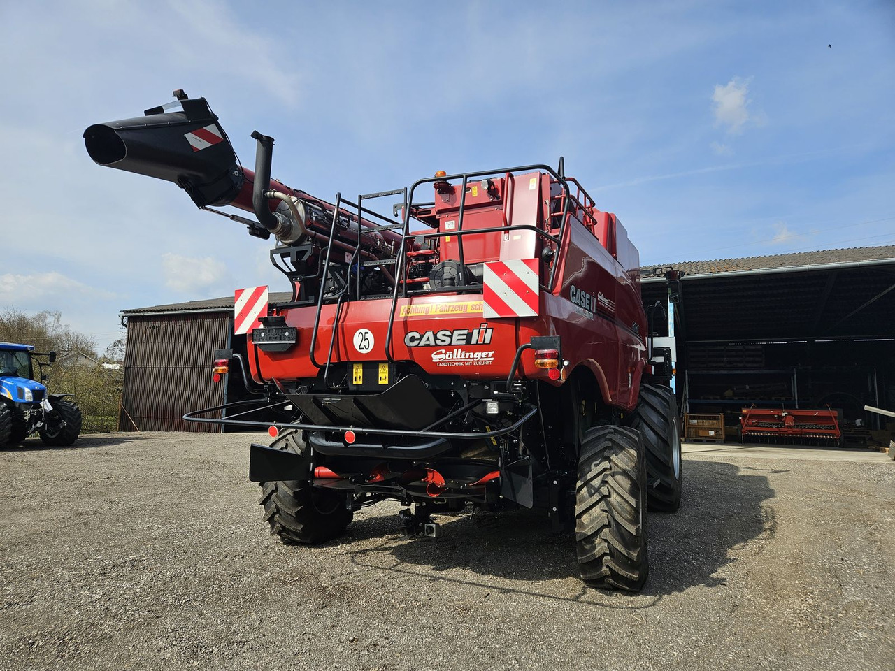 Case IH Axial-Flow 6160 - Moissonneuse-batteuse: photos 2 Case IH Axial-Flow 6160 - Moissonneuse-batteuse: photos 2