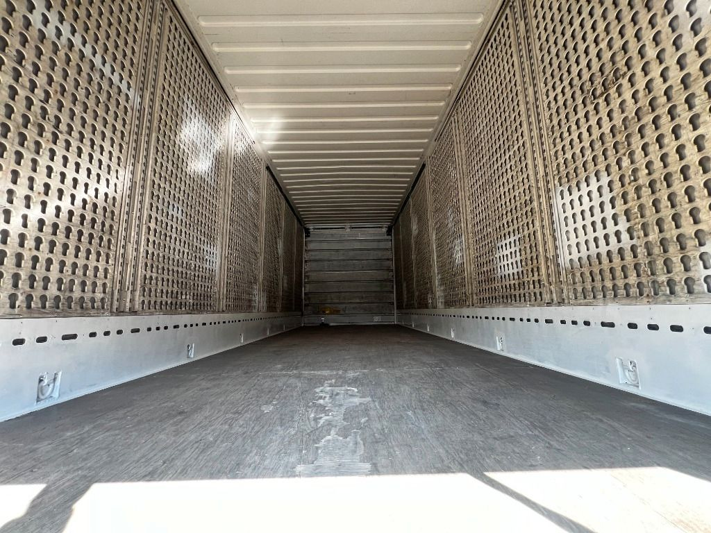 Krone Heck & Front Alu.- Rolltor Krone Heck & Front Alu.- Rolltor - Carrosserie fourgon: photos 5 Krone Heck & Front Alu.- Rolltor Krone Heck & Front Alu.- Rolltor - Carrosserie fourgon: photos 5