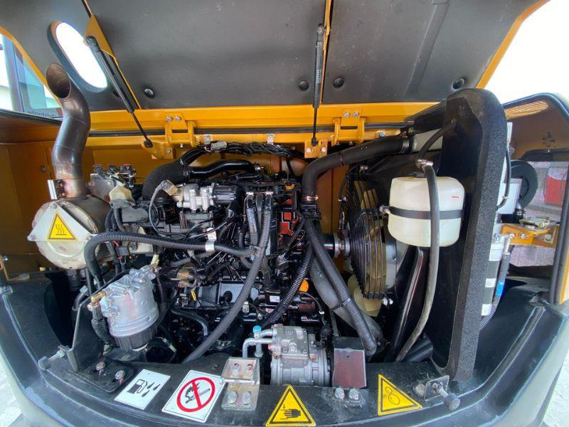 Sany SY80U - Pelle sur chenille: photos 4 Sany SY80U - Pelle sur chenille: photos 4