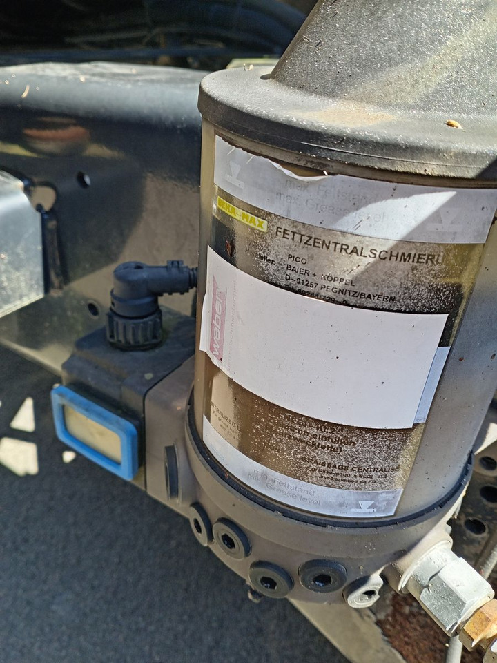 Mercedes-Benz Kamag / Wiesel / WBH25 / KB3237 - Camion porte-conteneur/ Caisse mobile: photos 5 Mercedes-Benz Kamag / Wiesel / WBH25 / KB3237 - Camion porte-conteneur/ Caisse mobile: photos 5