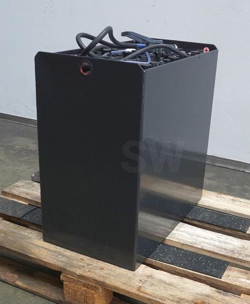 AIM 24 Volt 4 PzS 500 Ah - Accumulateur: photos 2 AIM 24 Volt 4 PzS 500 Ah - Accumulateur: photos 2