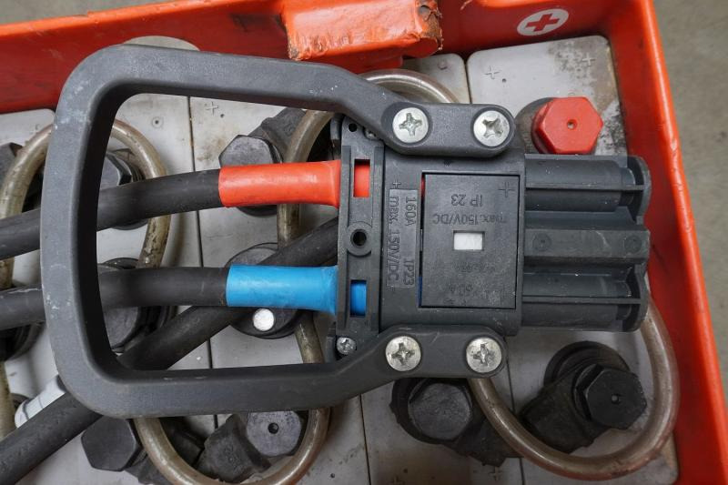 GRUMA 24 Volt 3 PzS 375 Ah - Accumulateur: photos 4 GRUMA 24 Volt 3 PzS 375 Ah - Accumulateur: photos 4
