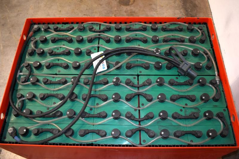 HOPPECKE 80 Volt 4 PzS 500 Ah - Accumulateur: photos 3 HOPPECKE 80 Volt 4 PzS 500 Ah - Accumulateur: photos 3