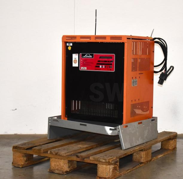 INDUSTRIE AUTOMATION intronic B puls D 48V/90A - Accumulateur: photos 1 INDUSTRIE AUTOMATION intronic B puls D 48V/90A - Accumulateur: photos 1