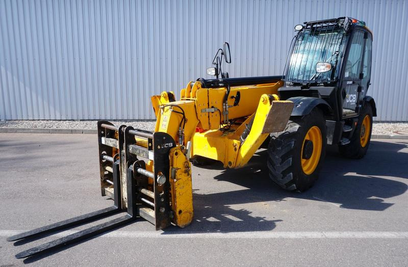 Jcb 540-140 HI-VIZ - Chariot télescopique: photos 1 Jcb 540-140 HI-VIZ - Chariot télescopique: photos 1