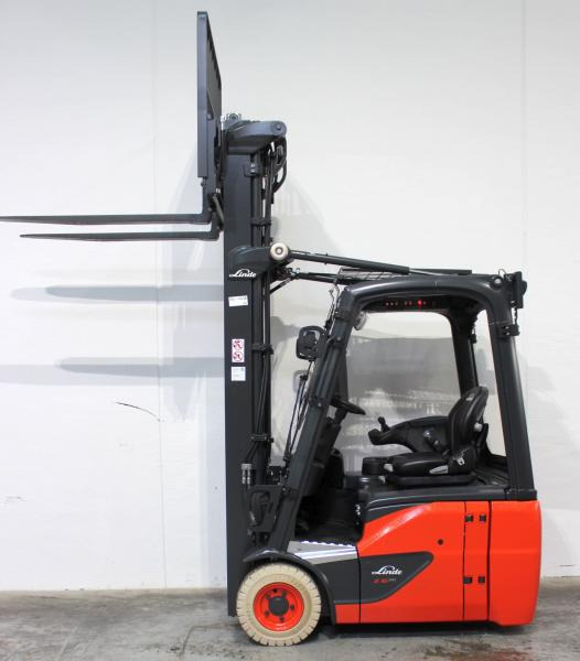 Linde E 16 C EVO 386-02 - Chariot élévateur électrique: photos 3 Linde E 16 C EVO 386-02 - Chariot élévateur électrique: photos 3