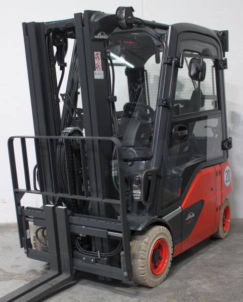 Linde E 16 P EVO 386-02 - Chariot élévateur électrique: photos 1 Linde E 16 P EVO 386-02 - Chariot élévateur électrique: photos 1