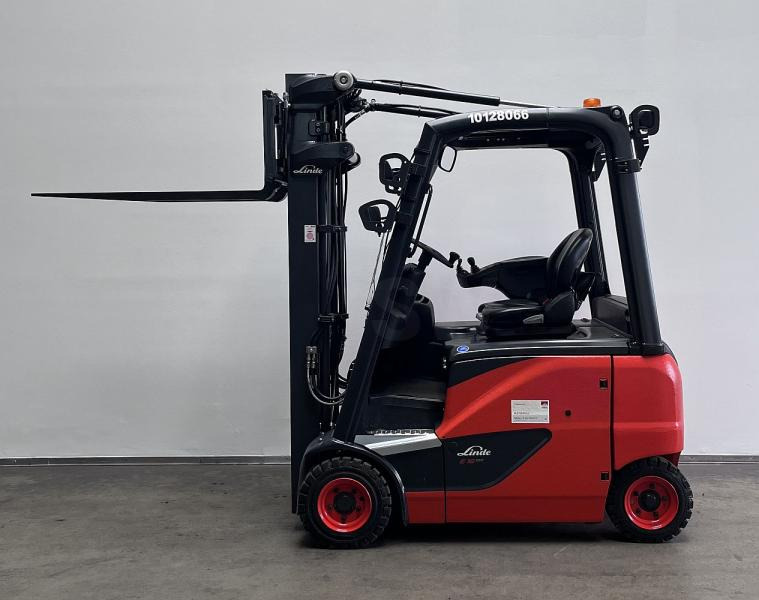 Linde E 16 PH EVO 386-02 - Chariot élévateur électrique: photos 5 Linde E 16 PH EVO 386-02 - Chariot élévateur électrique: photos 5