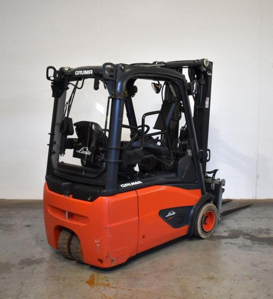 Linde E 18 EVO 386-02 - Chariot élévateur électrique: photos 2 Linde E 18 EVO 386-02 - Chariot élévateur électrique: photos 2
