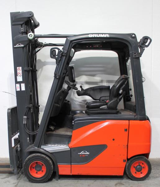 Linde E 18 PH EVO 386-02 - Chariot élévateur électrique: photos 4 Linde E 18 PH EVO 386-02 - Chariot élévateur électrique: photos 4