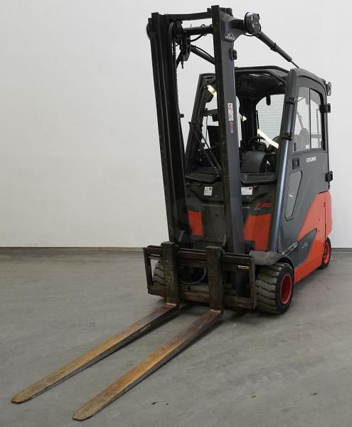 Linde E 20 PH EVO 386-02 - Chariot élévateur électrique: photos 1 Linde E 20 PH EVO 386-02 - Chariot élévateur électrique: photos 1