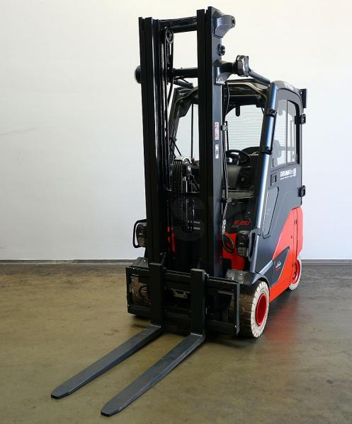 Linde E 20 PH EVO 386-02 - Chariot élévateur électrique: photos 1 Linde E 20 PH EVO 386-02 - Chariot élévateur électrique: photos 1