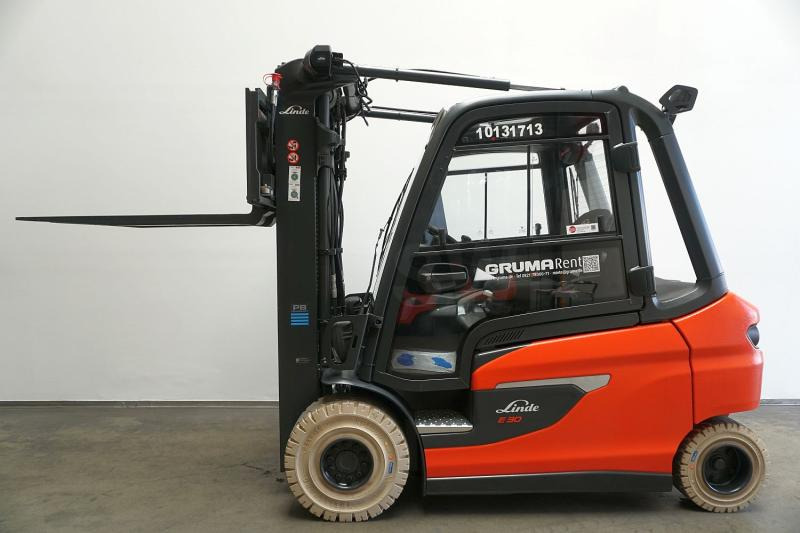 Linde E 30 L 1252 - Chariot élévateur électrique: photos 3 Linde E 30 L 1252 - Chariot élévateur électrique: photos 3