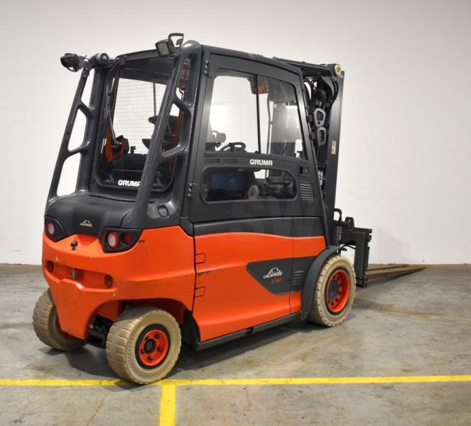 Linde E 50 HL 388 - Chariot élévateur électrique: photos 2 Linde E 50 HL 388 - Chariot élévateur électrique: photos 2