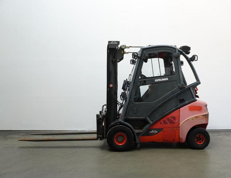 Linde H 35 T EVO 393-02 - Chariot élévateur à gaz: photos 4 Linde H 35 T EVO 393-02 - Chariot élévateur à gaz: photos 4