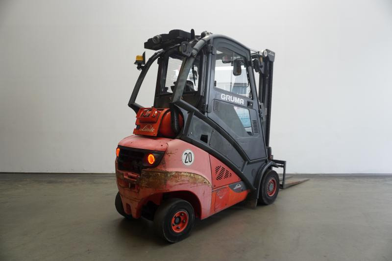 Linde H 35 T EVO 393-02 - Chariot élévateur à gaz: photos 2 Linde H 35 T EVO 393-02 - Chariot élévateur à gaz: photos 2