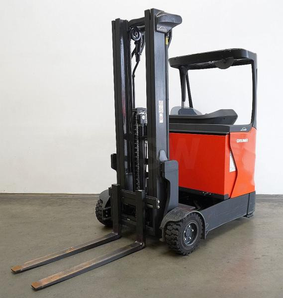 Linde R 16 G 1120 - Chariot à mât rétractable: photos 2 Linde R 16 G 1120 - Chariot à mât rétractable: photos 2