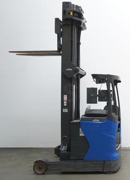 Linde R 16 HD 1120 - Chariot à mât rétractable: photos 4 Linde R 16 HD 1120 - Chariot à mât rétractable: photos 4