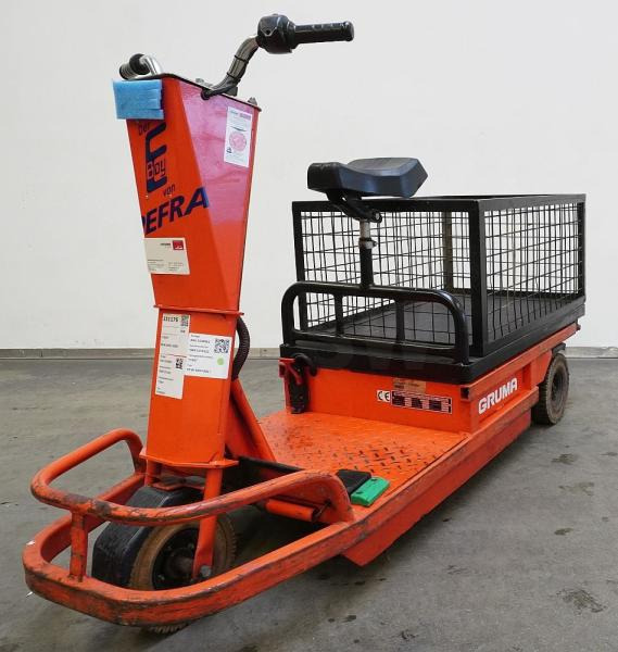 Pefra EFW 509/1000 - Chariot tracteur: photos 1 Pefra EFW 509/1000 - Chariot tracteur: photos 1