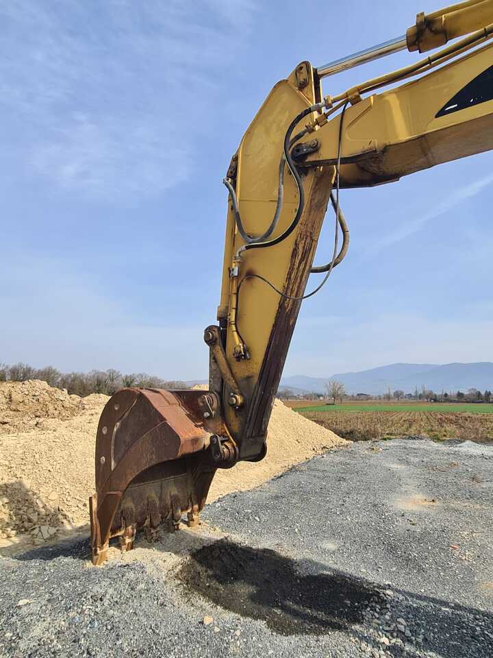 CATERPILLAR 330BLN - Pelle sur chenille: photos 5 CATERPILLAR 330BLN - Pelle sur chenille: photos 5