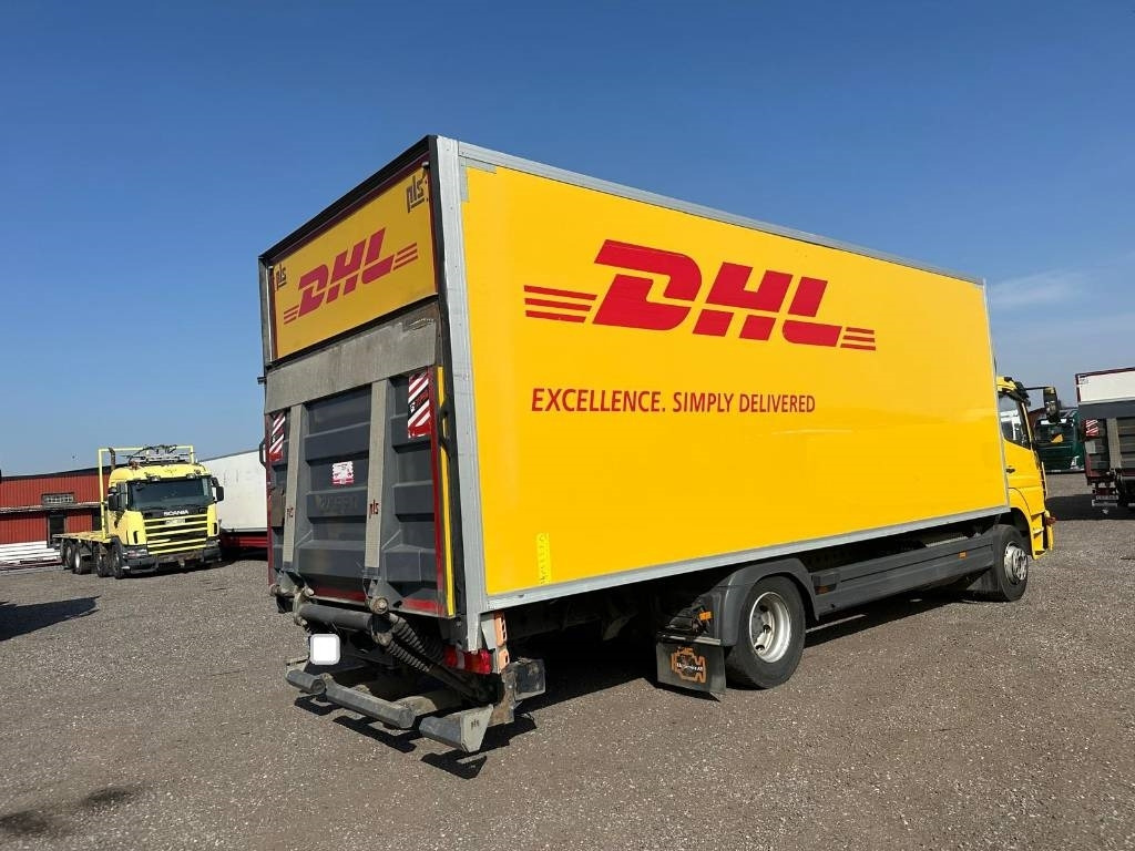 Mercedes-Benz ATEGO 1523 serie 1359 - Camion fourgon: photos 4 Mercedes-Benz ATEGO 1523 serie 1359 - Camion fourgon: photos 4