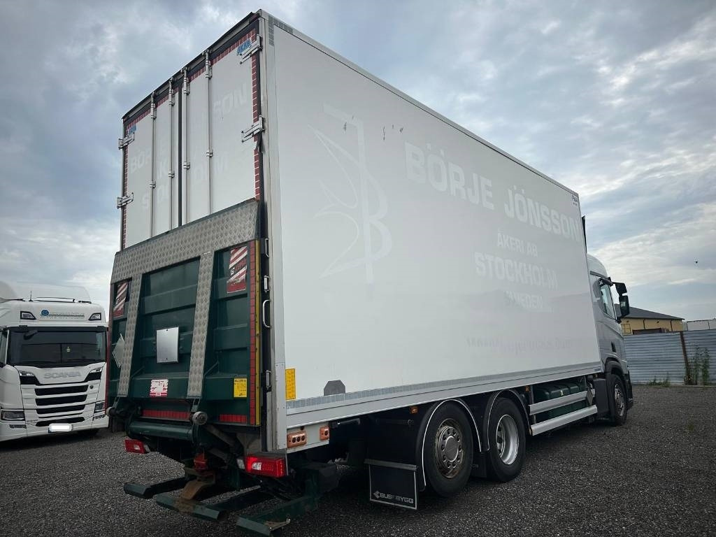 Scania R500B6X2*4NB Serie 0633 - Camion fourgon: photos 3 Scania R500B6X2*4NB Serie 0633 - Camion fourgon: photos 3
