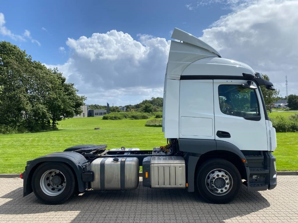 Mercedes-Benz Actros 1835 - Tracteur routier: photos 4 Mercedes-Benz Actros 1835 - Tracteur routier: photos 4