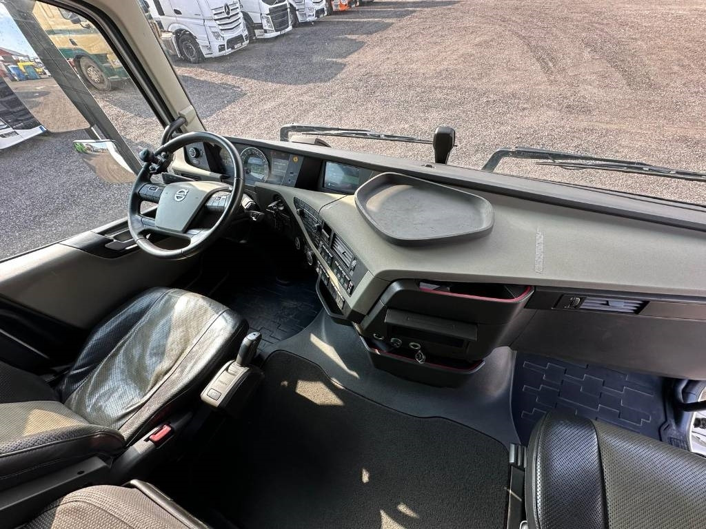 Volvo FH 500 serie 7763 - Camion frigorifique: photos 4 Volvo FH 500 serie 7763 - Camion frigorifique: photos 4