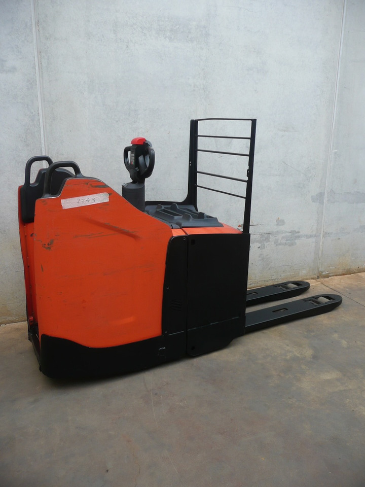 BT LPE 220 - Transpalette: photos 3 BT LPE 220 - Transpalette: photos 3