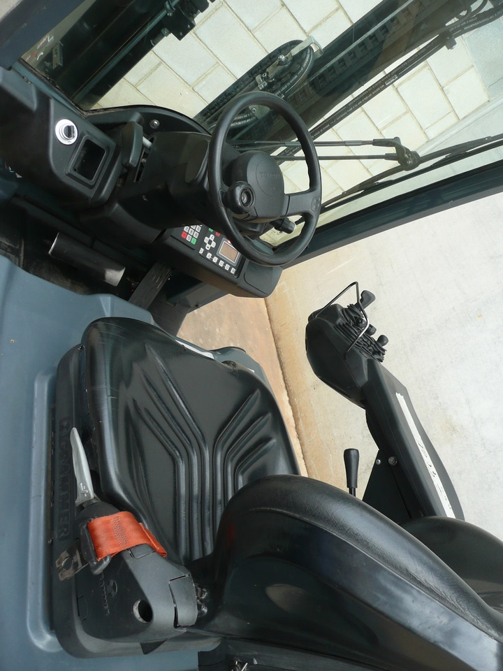 Chariot élévateur électrique Toyota 8FBE16T: photos 7 Chariot élévateur électrique Toyota 8FBE16T: photos 7