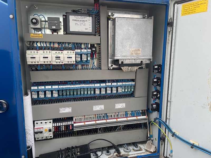 Böcker AHK 30/1600 - Grue tout-terrain: photos 4 Böcker AHK 30/1600 - Grue tout-terrain: photos 4