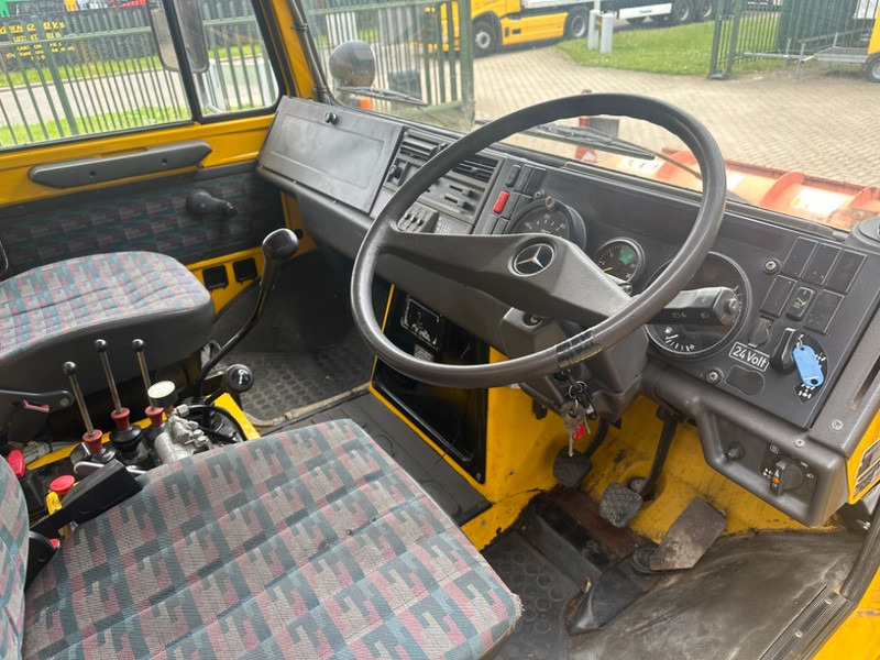 Engin de déneigement Unimog U1400 Rail: photos 15