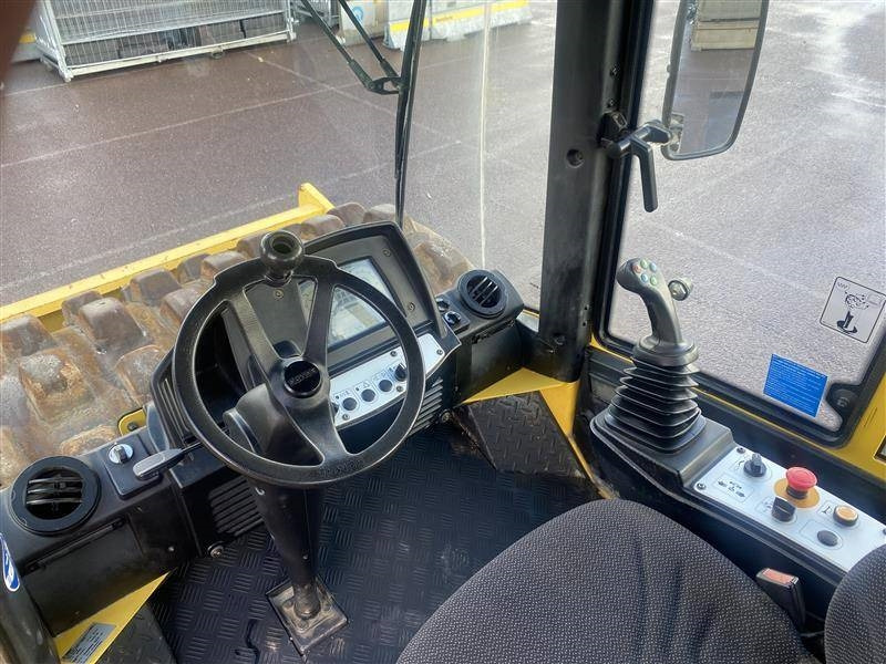 Compacteur Bomag BW 213 P D H-4: photos 6