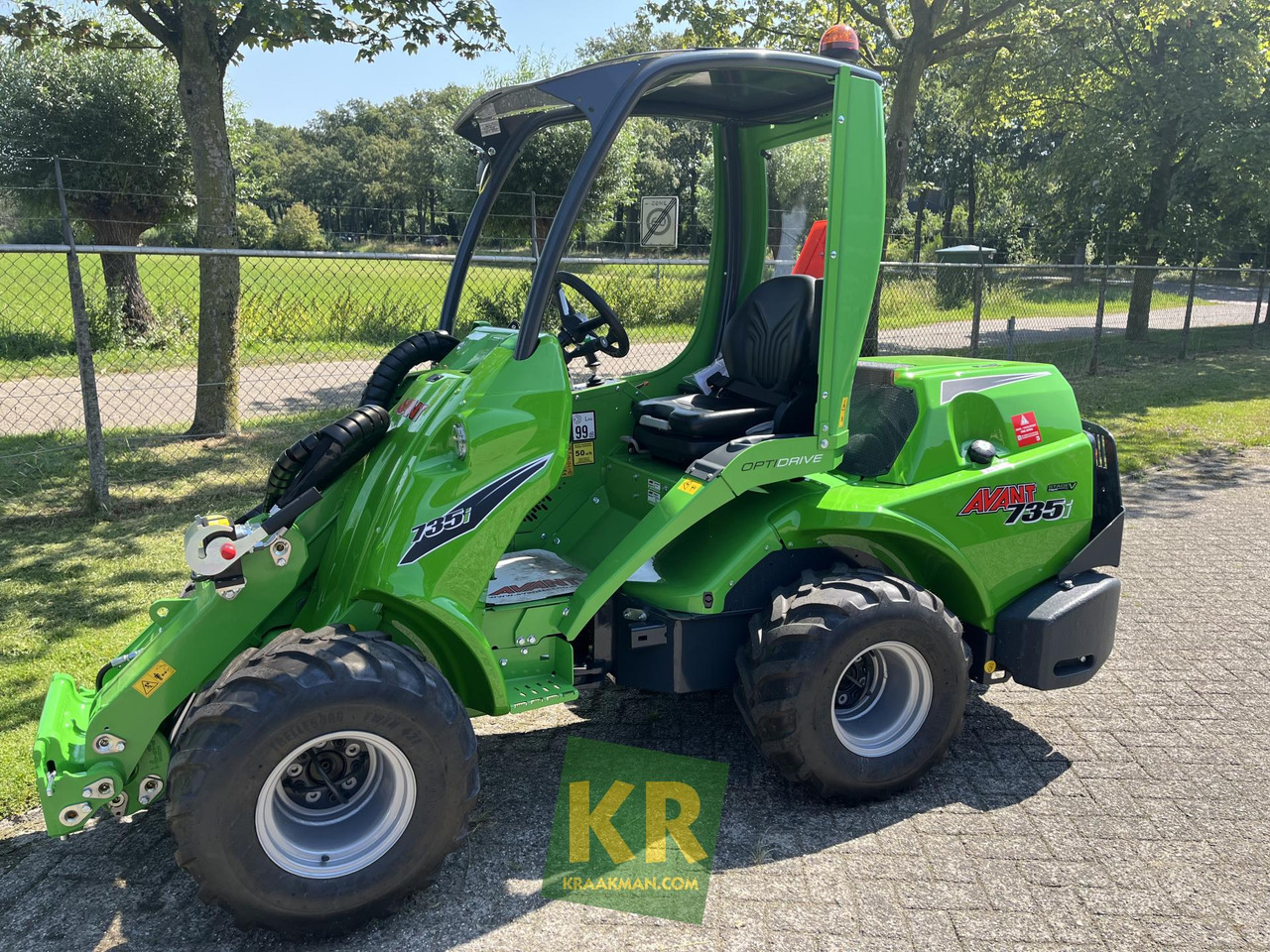 Avant 735 TDL - Valet de ferme: photos 3 Avant 735 TDL - Valet de ferme: photos 3