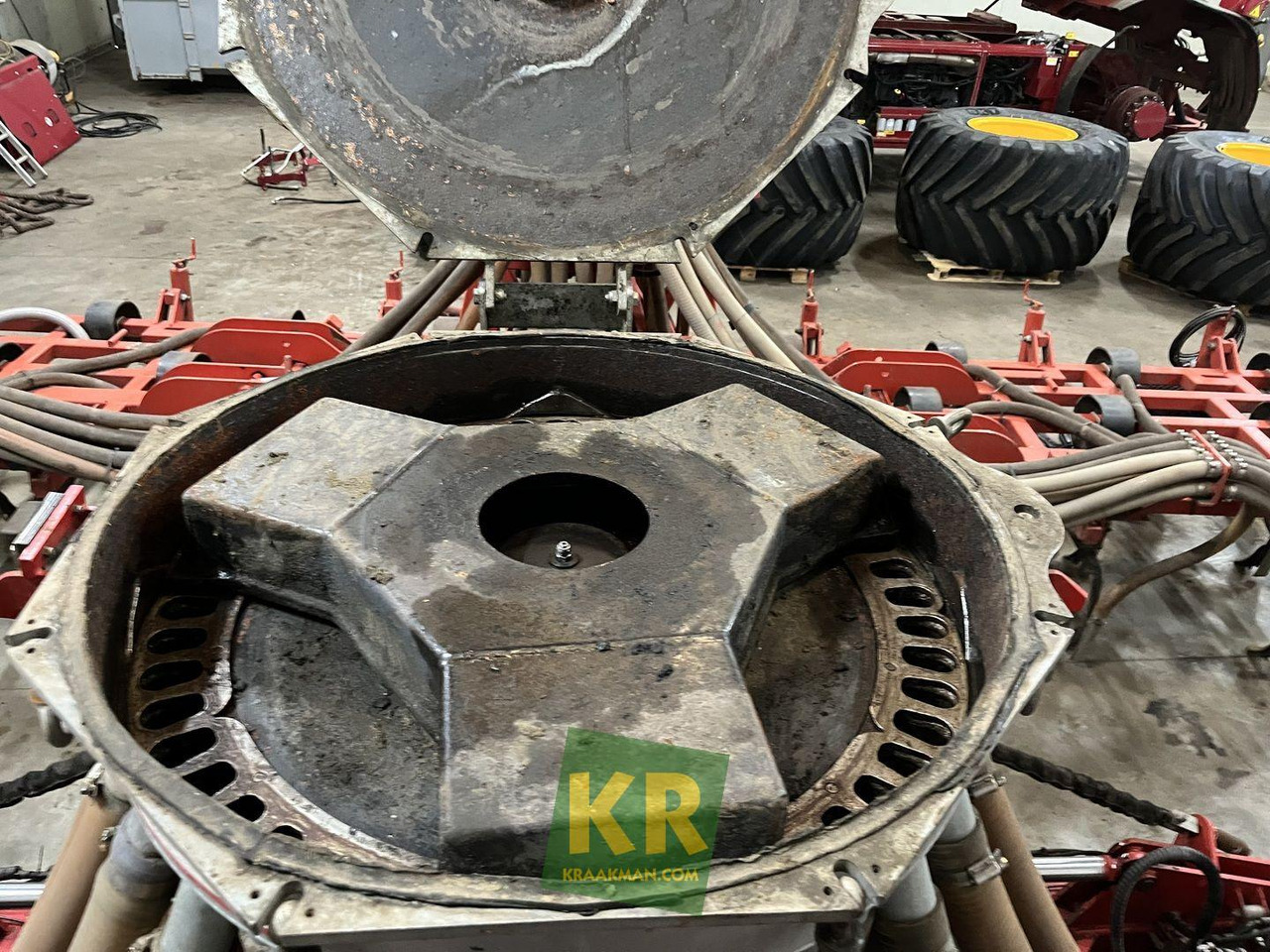 Exacta 870 bemester Schuitemaker - Enfouisseur à dents: photos 3 Exacta 870 bemester Schuitemaker - Enfouisseur à dents: photos 3