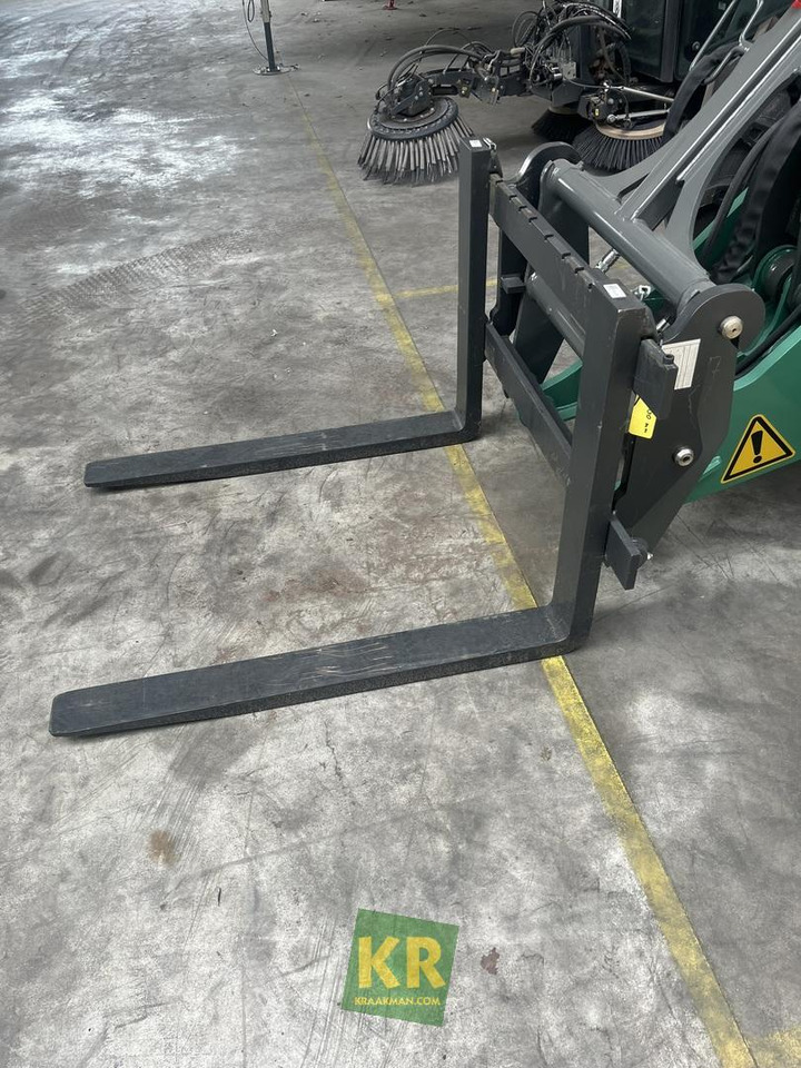 Kramer Voorzetstukken  - Fourches: photos 1 Kramer Voorzetstukken  - Fourches: photos 1