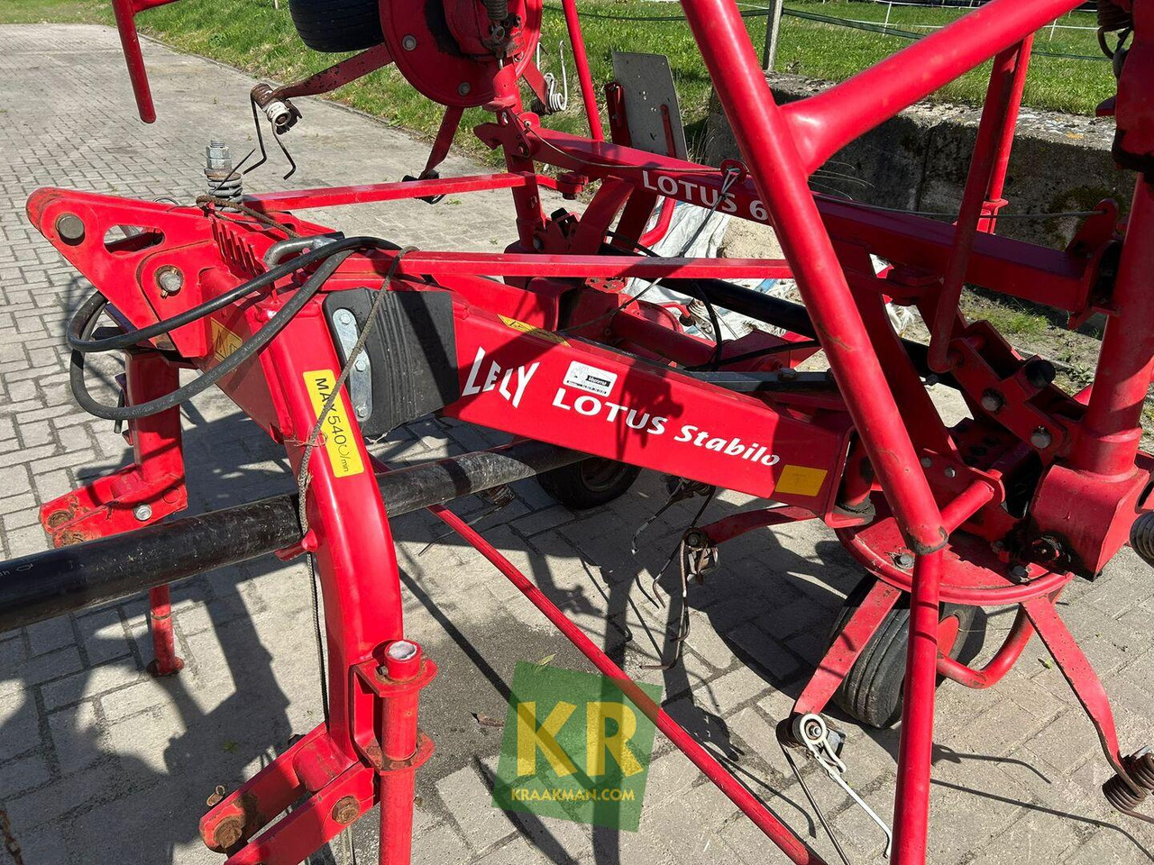 Lely Lotus 675 schudder - Faneuse: photos 4 Lely Lotus 675 schudder - Faneuse: photos 4