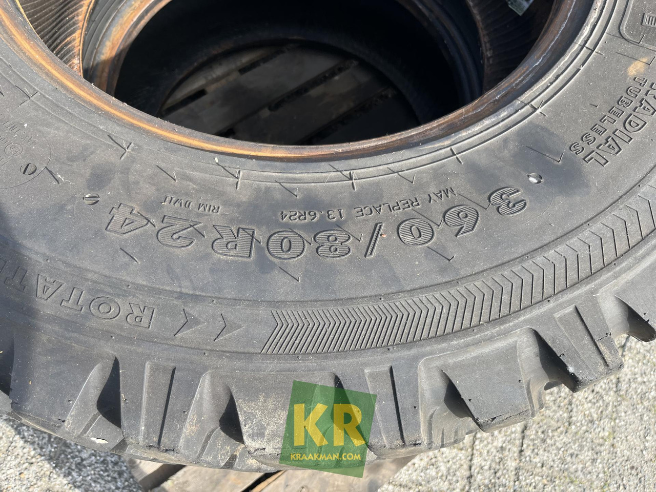 Nokian 360/80R24 Tri 2 Onbekend merk - Pneu pour Machine agricole: photos 3 Nokian 360/80R24 Tri 2 Onbekend merk - Pneu pour Machine agricole: photos 3