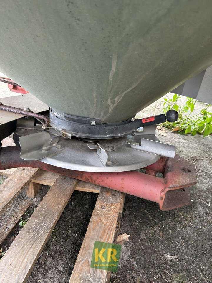 Trioliet TS6 - Distributeur d'engrais: photos 4 Trioliet TS6 - Distributeur d'engrais: photos 4