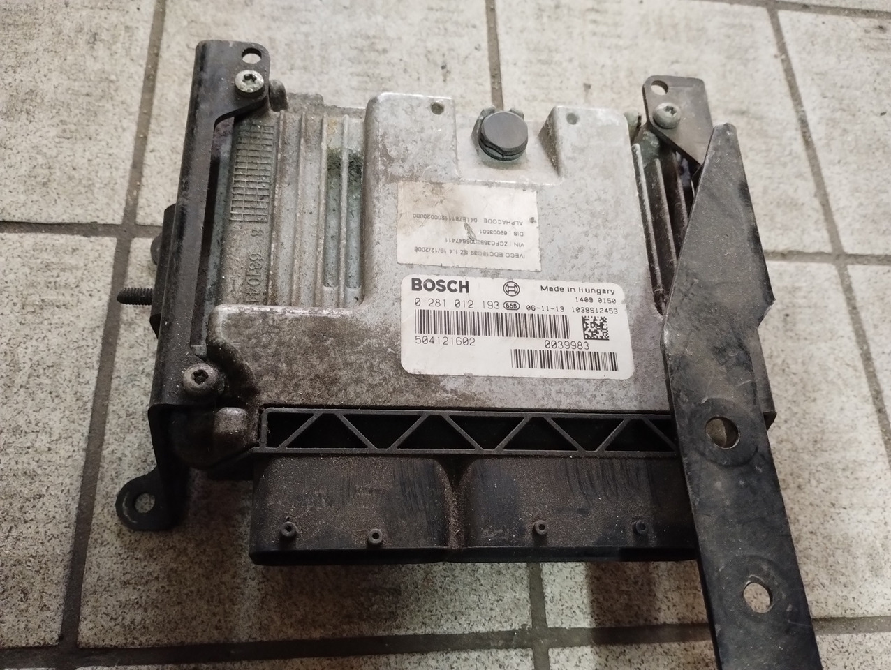 STEROWNIK SILNIKA IVECO DAILY 2.3 HPI 06-11 0281012193 504121602 - Système électrique pour Véhicule utilitaire: photos 1 STEROWNIK SILNIKA IVECO DAILY 2.3 HPI 06-11 0281012193 504121602 - Système électrique pour Véhicule utilitaire: photos 1