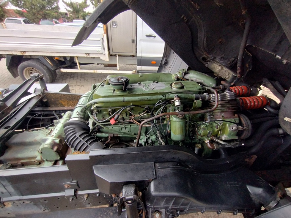Tracteur routier Mercedes Benz 1120 S: photos 8
