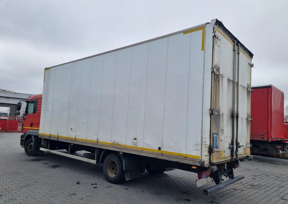 MAN TGL 12 220 - Camion fourgon: photos 4 MAN TGL 12 220 - Camion fourgon: photos 4