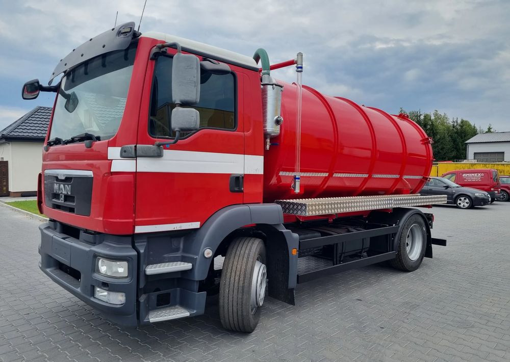 MAN TGM 18 340 - Benne à ordures ménagères: photos 1 MAN TGM 18 340 - Benne à ordures ménagères: photos 1